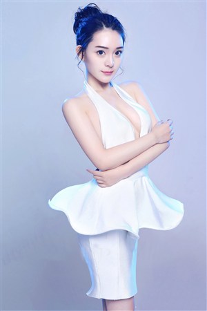 瞄准万亿美元估值！Anthropic连签两大算力大单